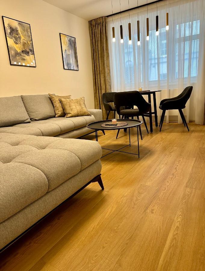 Panenska Apartament